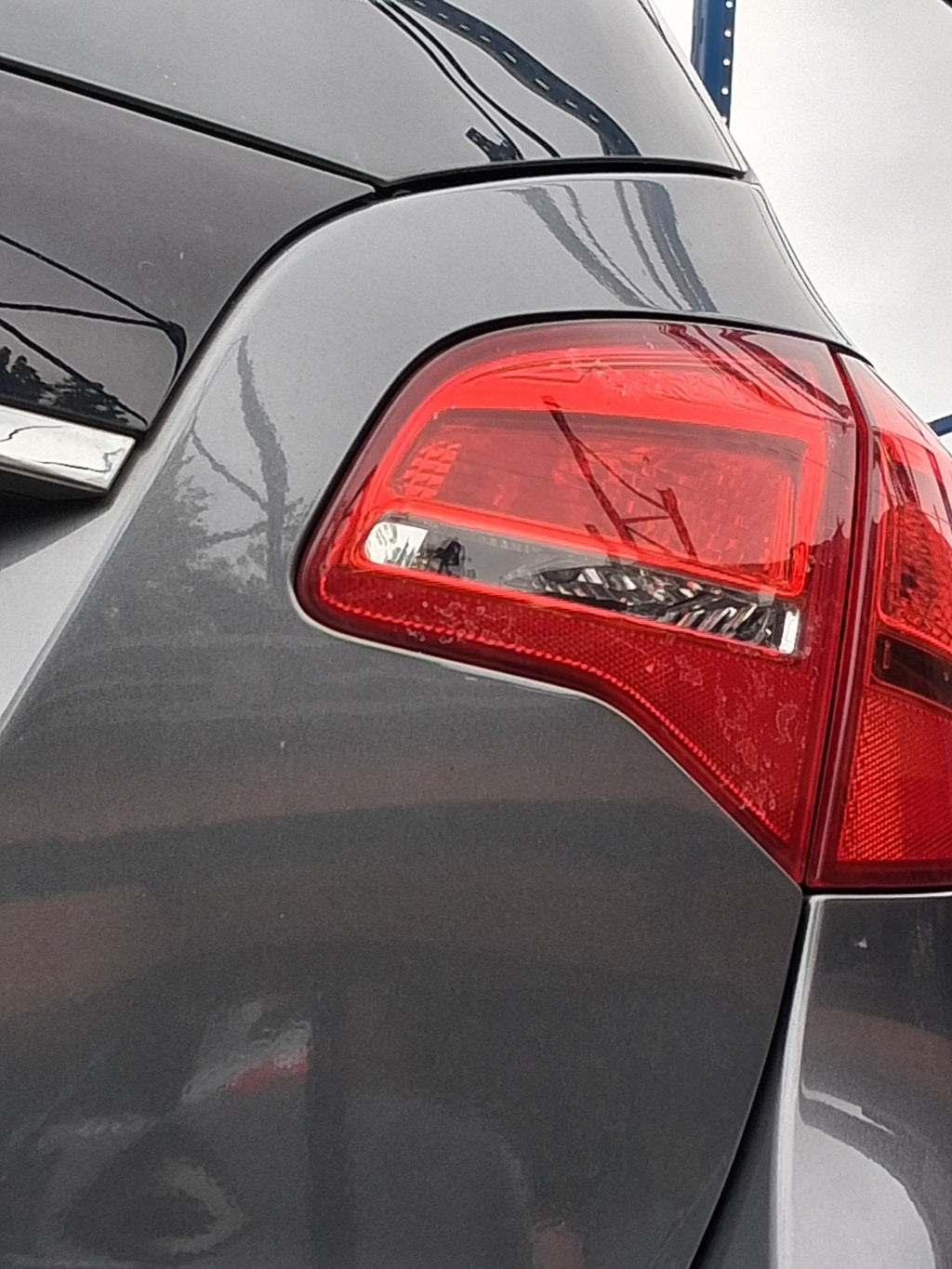 2017 VAUXHALL MERIVA B MK2 OSR DRIVER SIDE REAR RIGHT INNER TAIL LIGHT