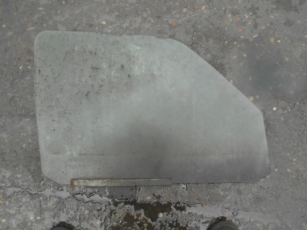 VOLKSWAGEN VW GOLF MK2 1992 5 DOOR OSF DRIVER SIDE FRONT DOOR GLASS