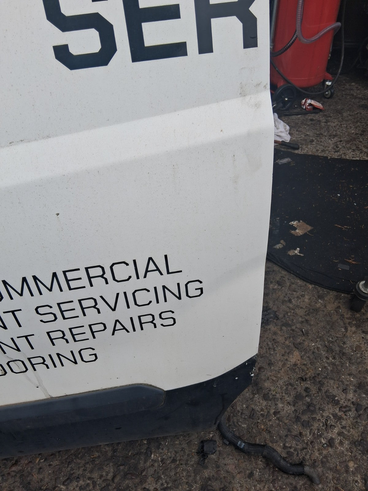 2013 FIAT DOBLO MK2 NS PASSENGER SIDE LEFT COMPLETE SLIDIND DOOR WHITE