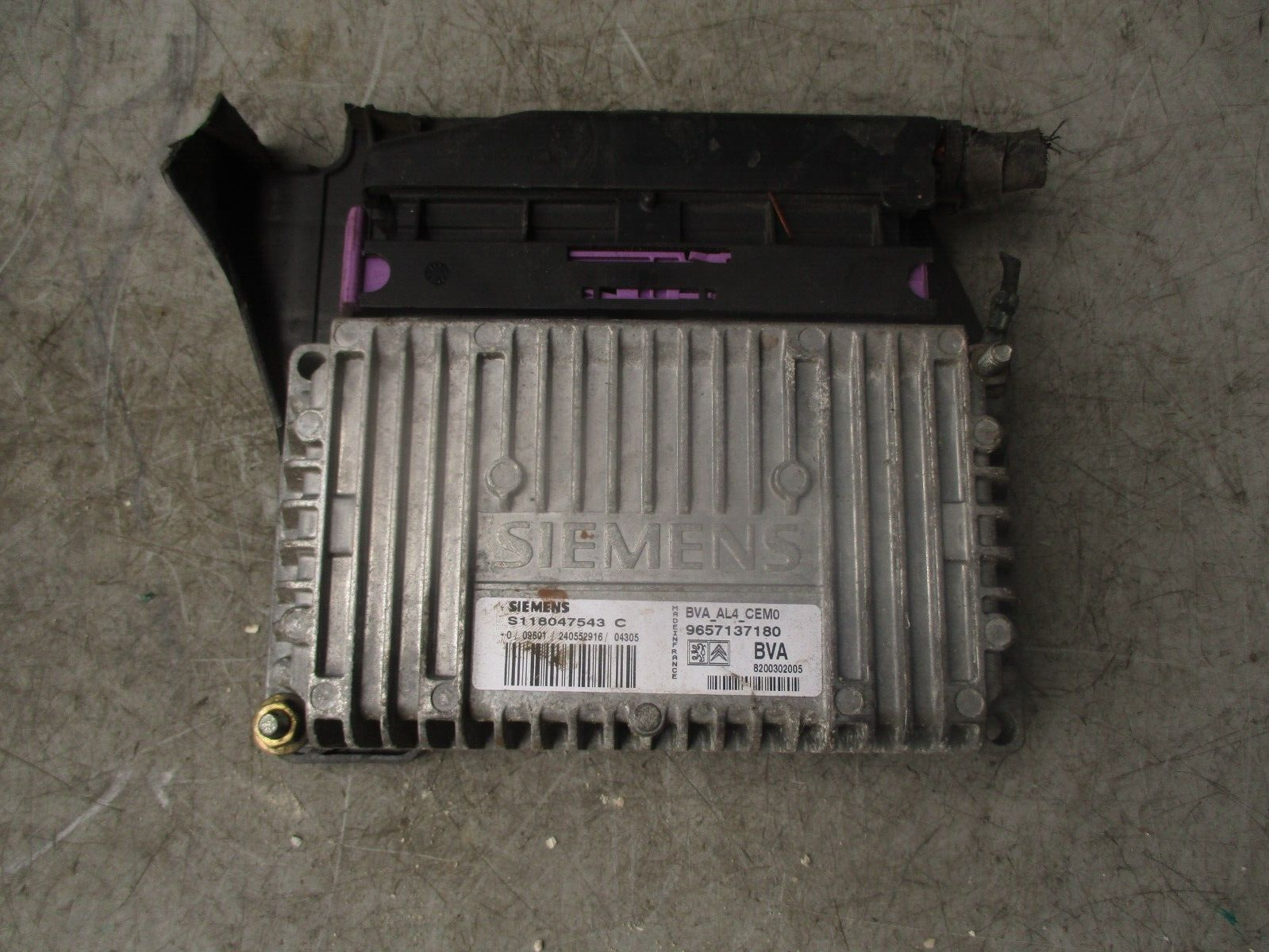 2005 PEUGEOT 206 1.4 PETROL GEARBOX CONTROL UNIT ECU 9657137180