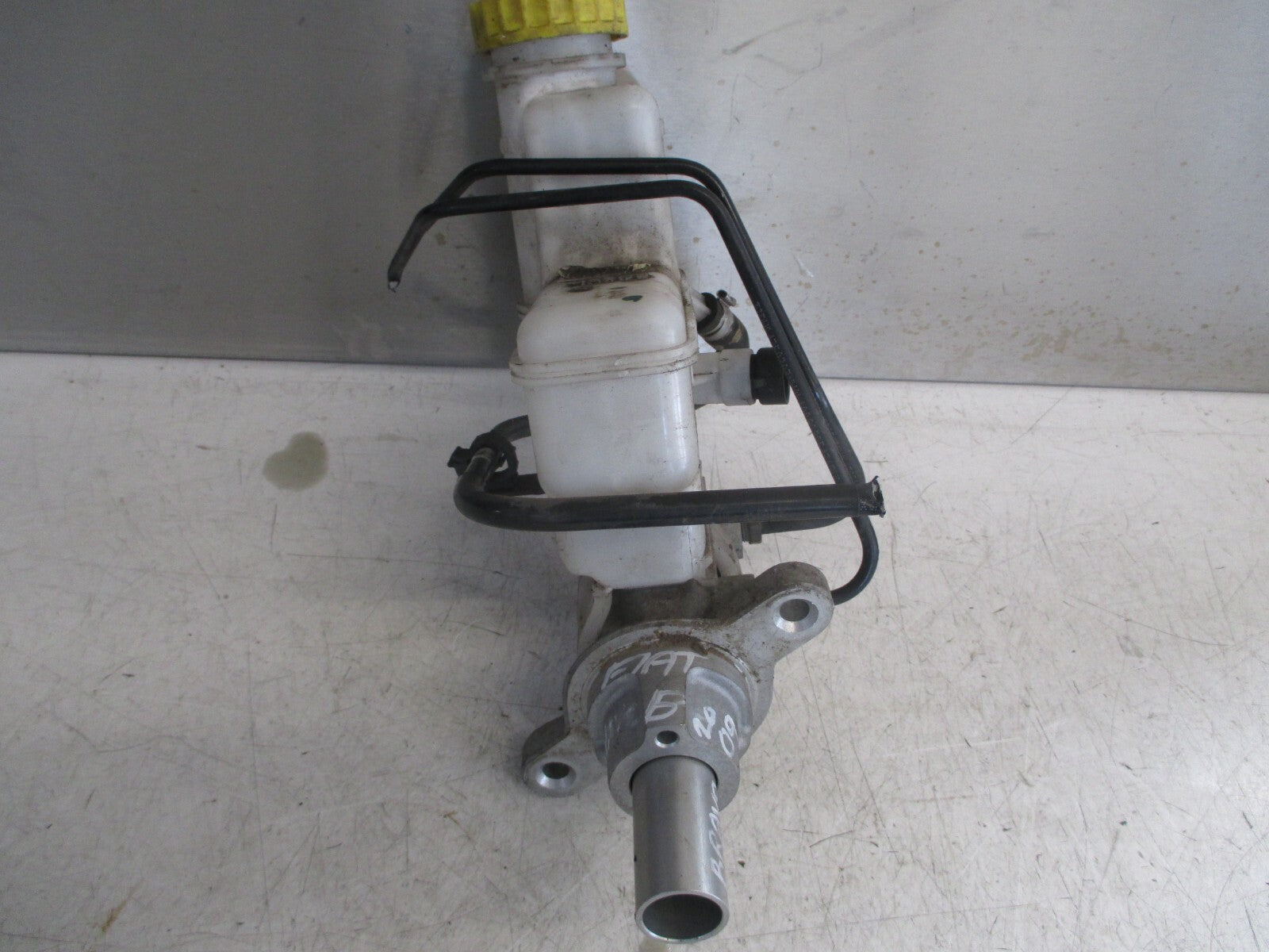 FIAT BRAVO 2009 MK2 BRAKE MASTER CYLINDER & RESERVOIR 0204254287
