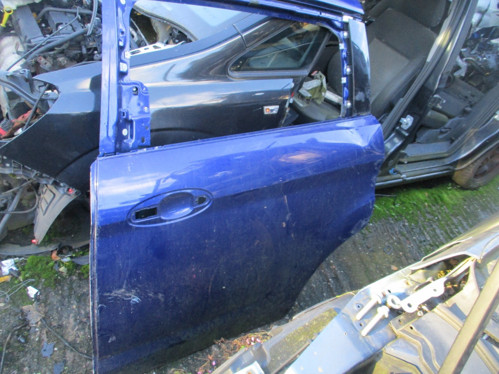 FORD GRAND C MAX 2017 NSR PASSENGER SIDE REAR BARE DOOR SHELL BLUE HE DENTS