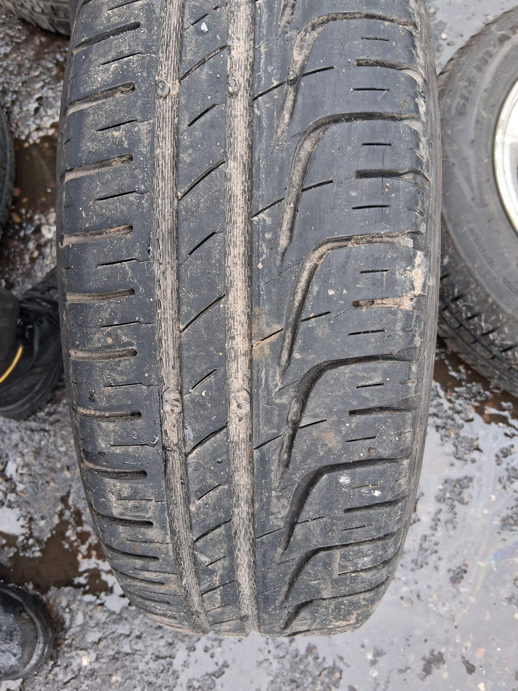 2004 TOYOTA YARIS MK1 14 INCH ALLOY WHEEL WITH TYRE 175/65R14