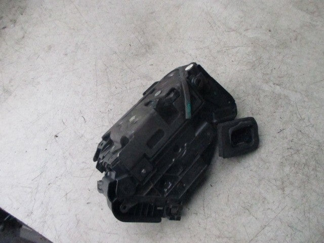 2017 VW GOLF MK7 NSR PASSENGER SIDE REAR DOOR LOCK A5D5TA839015D