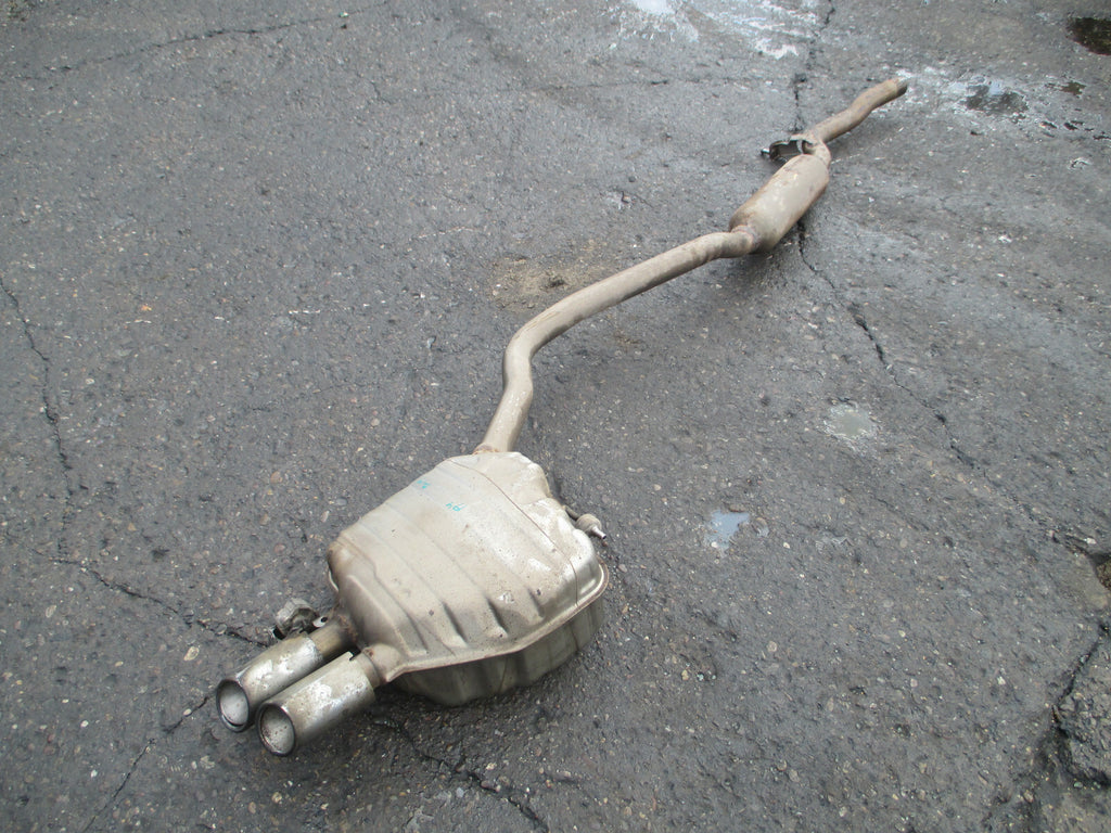 AUDI A4 2014 B8 2.0 TDI EXHAUST PIPE BACK BOX SILENCER 8K0253611BE