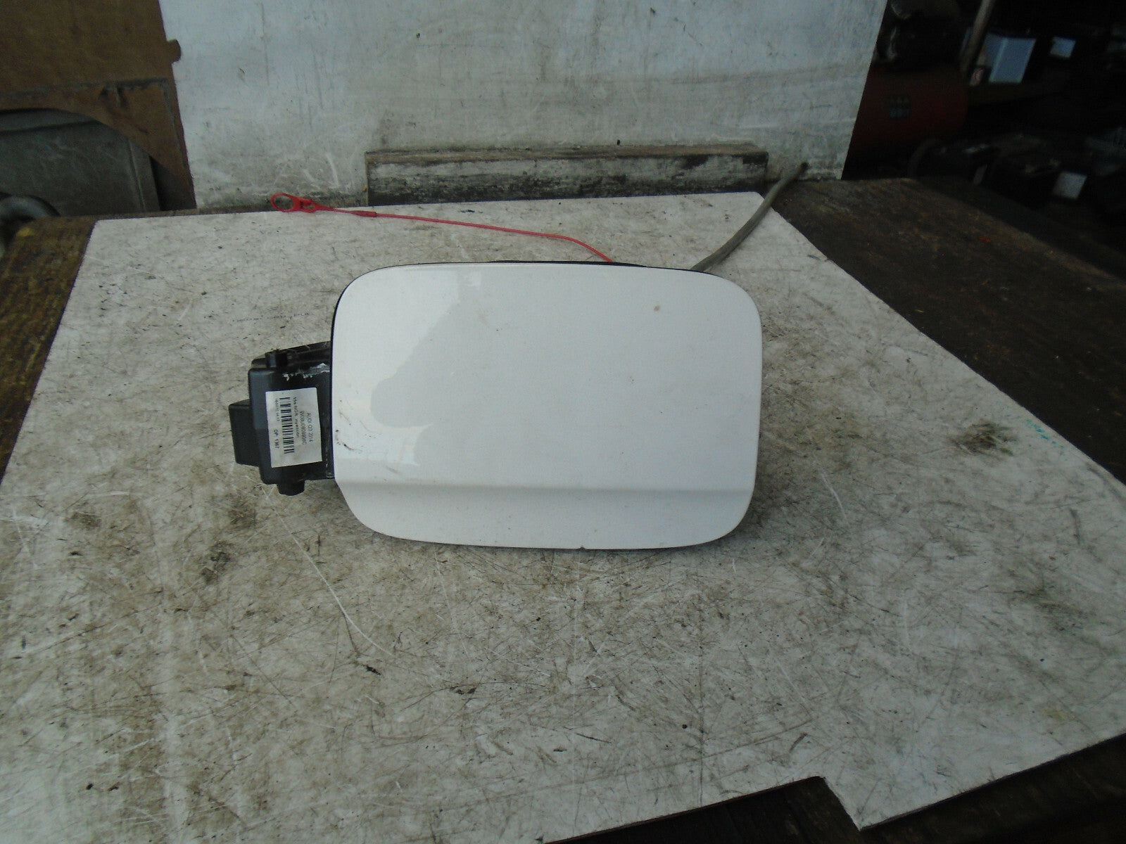 AUDI Q3 2017 FUEL FILLER FLAP COVER 8U0809906C