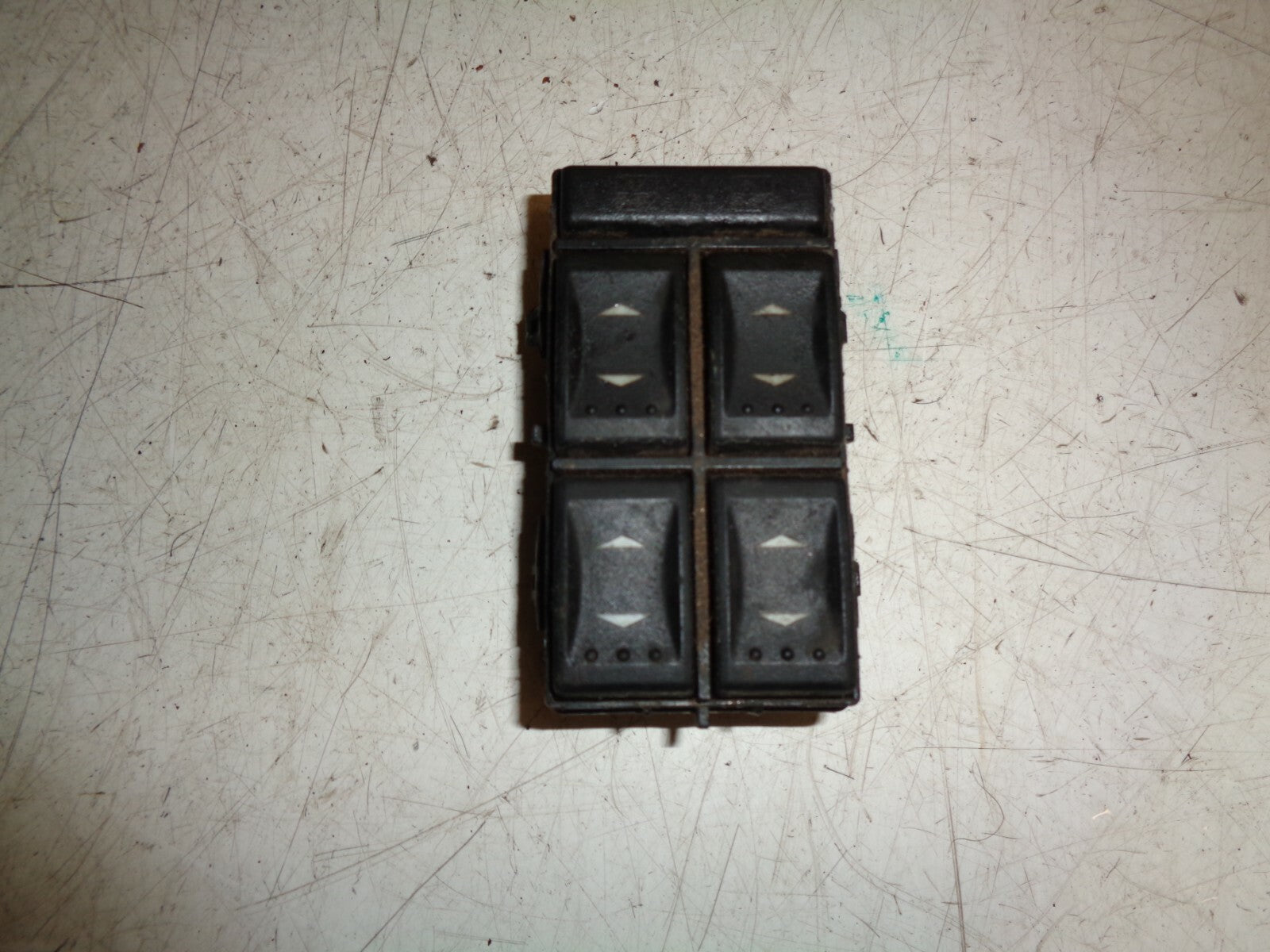 FORD MONDEO MK3 2005 OSF DRIVER SIDE FRONT DOOR WINDOW SWITCH