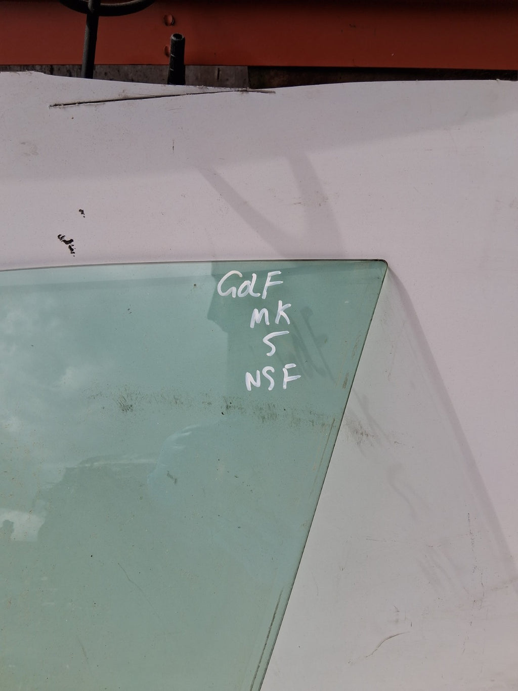 2007 VW VOLKSWAGEN GOLF MK5 NSF PASSENGER SIDE FRONT LEFT WINDOW GLASS