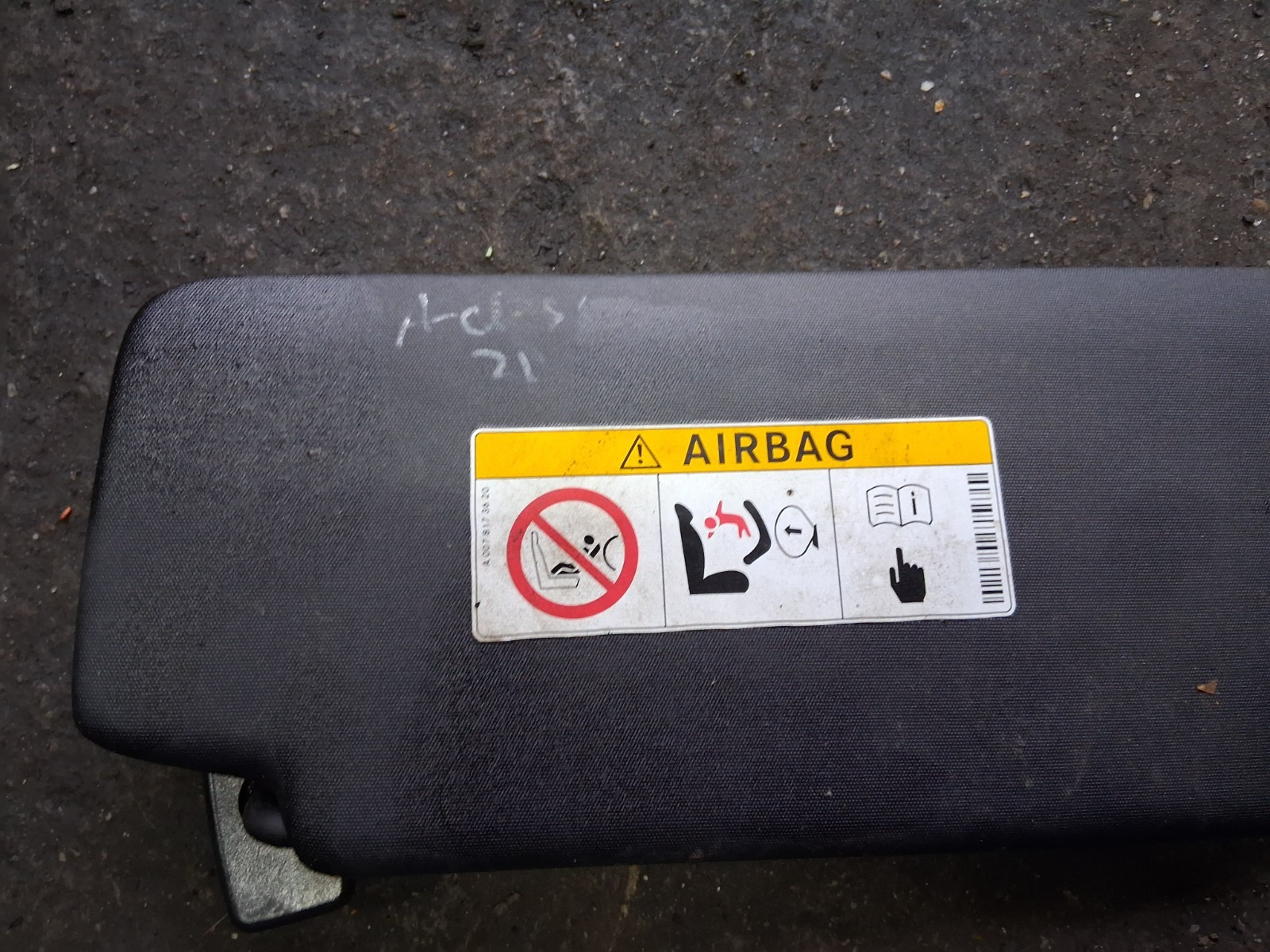 2021 MERCEDES A CLASS V177 NSF PASSENGER SIDE FRONT LEFT SUN VISOR SHADE