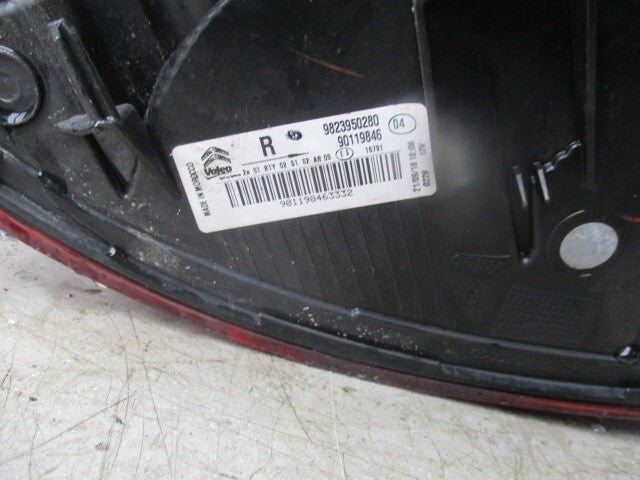 2019 CITROEN C4 CACTUS OS DRIVER SIDE TAIL LIGHT LAMP 9823950280