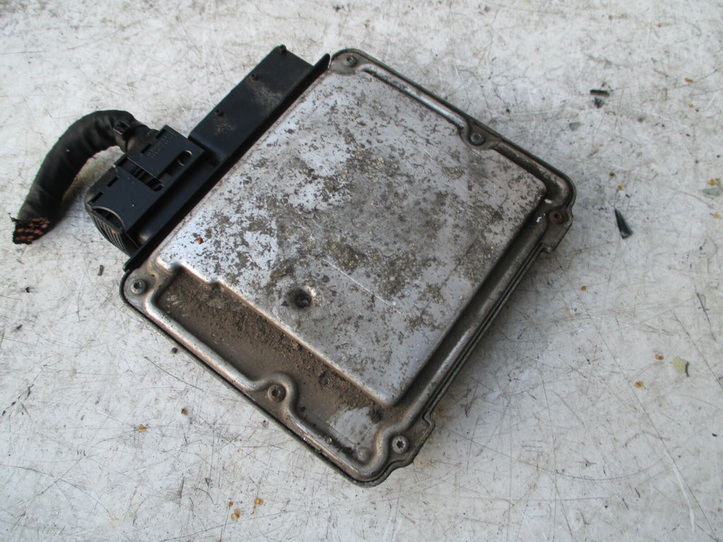 VOLKSWAGEN VW GOLF MK5 2005 1.4 PETROL ECU ENGINE CONTROL MODULE UNI 03C906056AJ