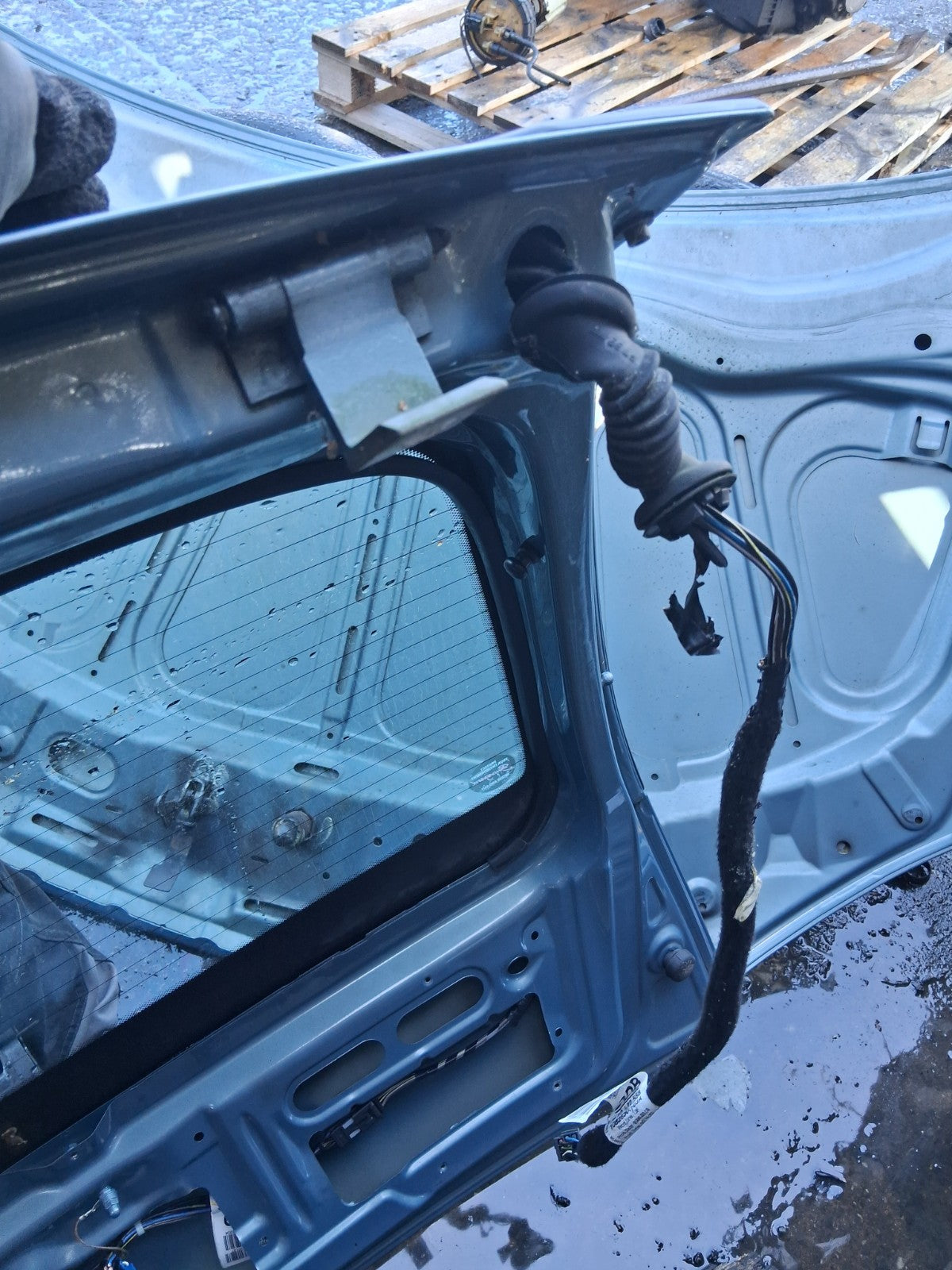 2006 VAUXHALL CORSA C REAR COMPLETE TAILGATE BOOTLID BLUE