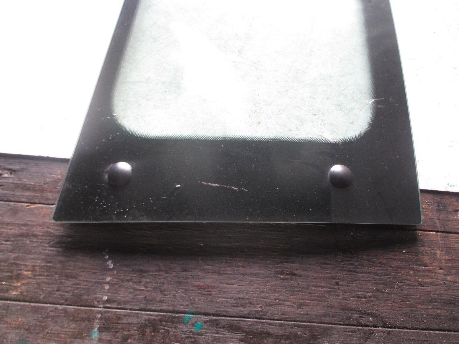 RENAULT TWINGO 2016 5 DOOR OSR DRIVER SIDE REAR DOOR QUARTER WINDOW GLASS