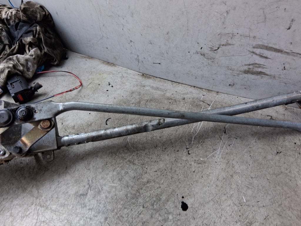 2023 CITROEN BERLINGO MK3 WINDSCREEN WIPER MOTOR & LINKAGES 9816558580