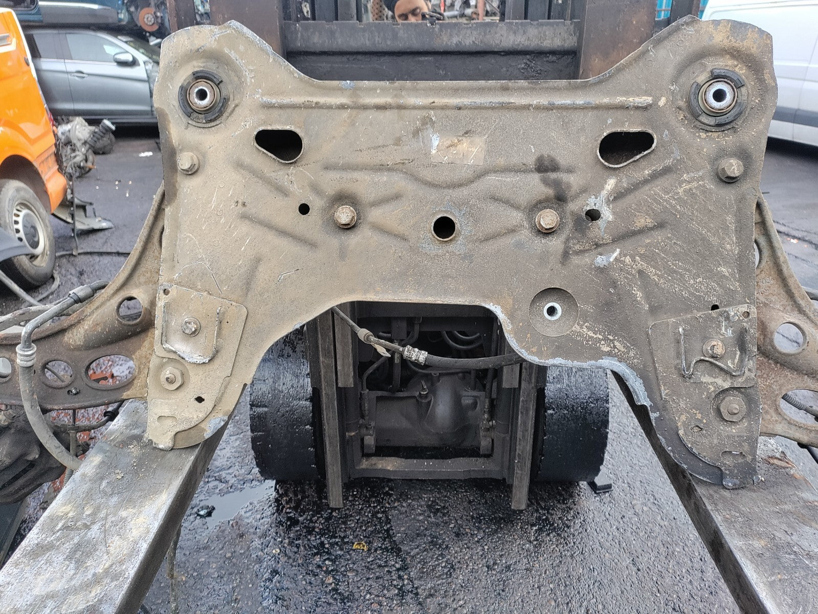 VAUXHALL VIVARO MK1 2012 FRONT SUB FRAME