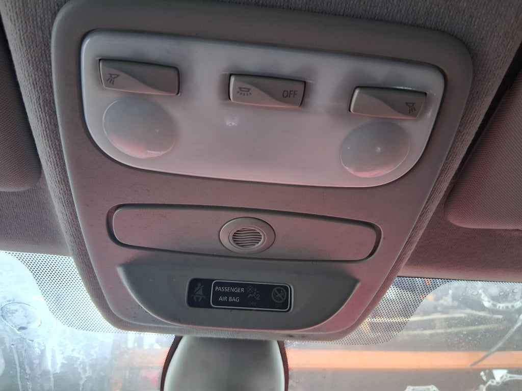 2013 RENAULT CLIO X98 MK4 FRONT INTERIOR ROOF READING COURTESY LIGHT