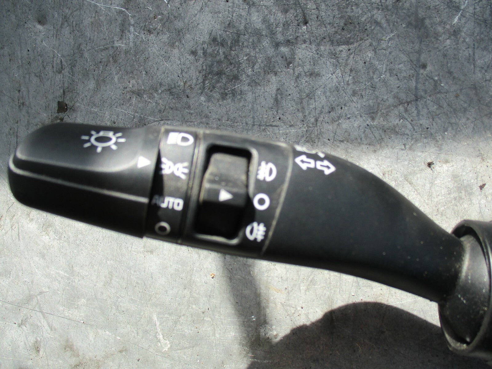 KIA RIO YB (MK4) HEADLIGHT WIPER STALKS SWITCHES 93403H8950