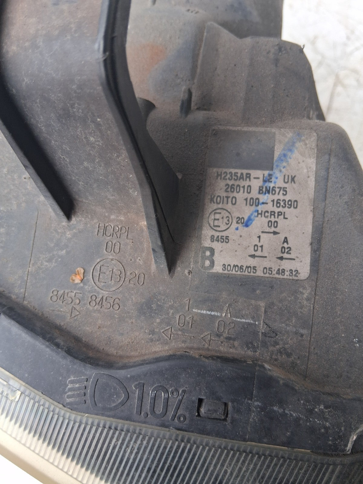 2005 NISSAN ALMERA OSF FRONT DRIVER RIGHT OFF SIDE HEADLIGHT 84558456