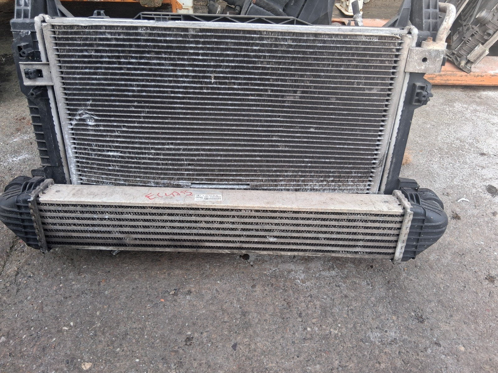 2005 MERCEDES E CLASS W211 E220 2.2 DIESEL AUTO RADIATOR RAD PACK A1695000354
