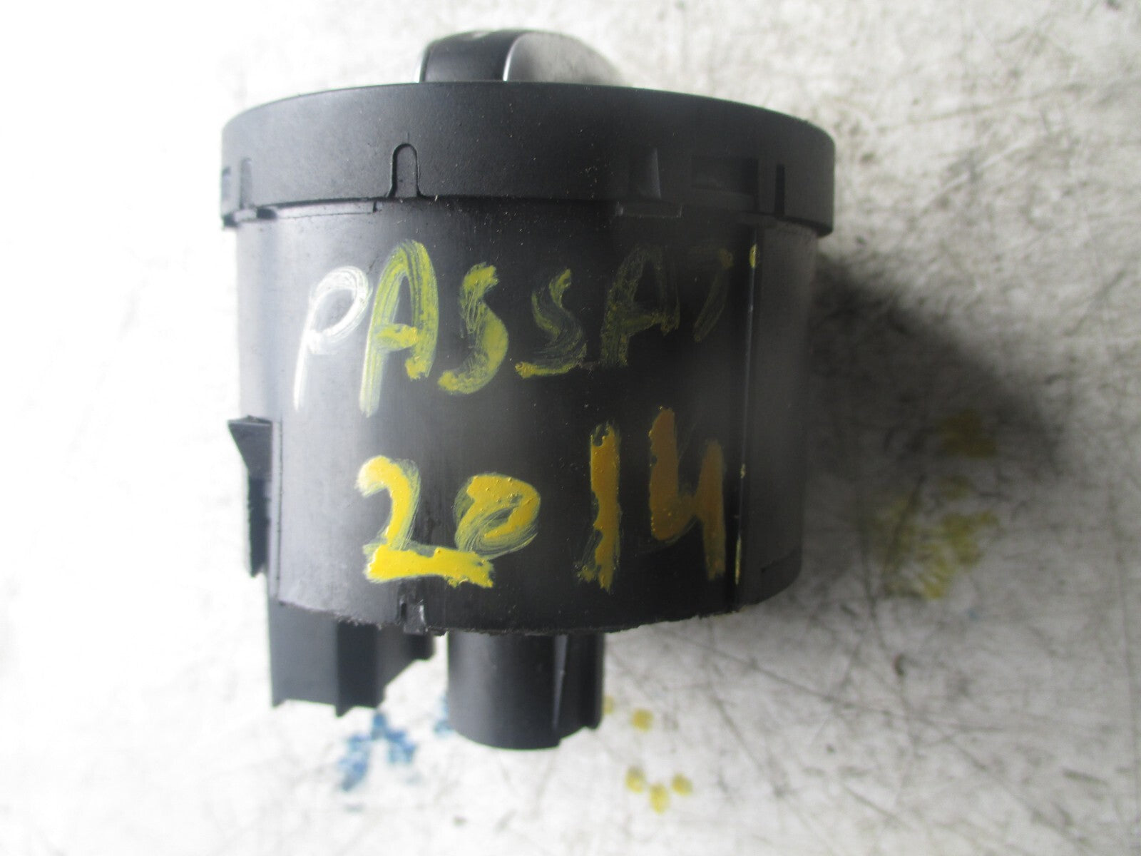 VW VOLKSWAGEN PASSAT B7 2014 DASHBOARD HEADLIGHT SWITCH 3C8941431