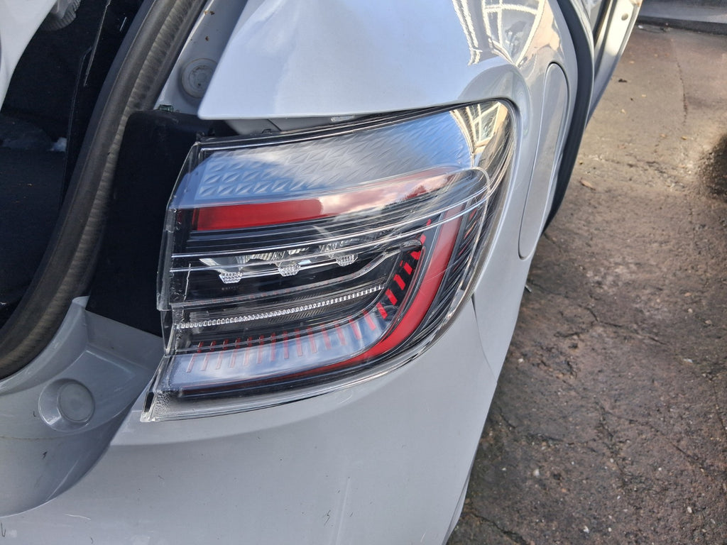 2024 RENAULT CLIO FACELIFT MK5 OSR DRIVER SIDE REAR RIGHT OUTER TAIL LIGHT