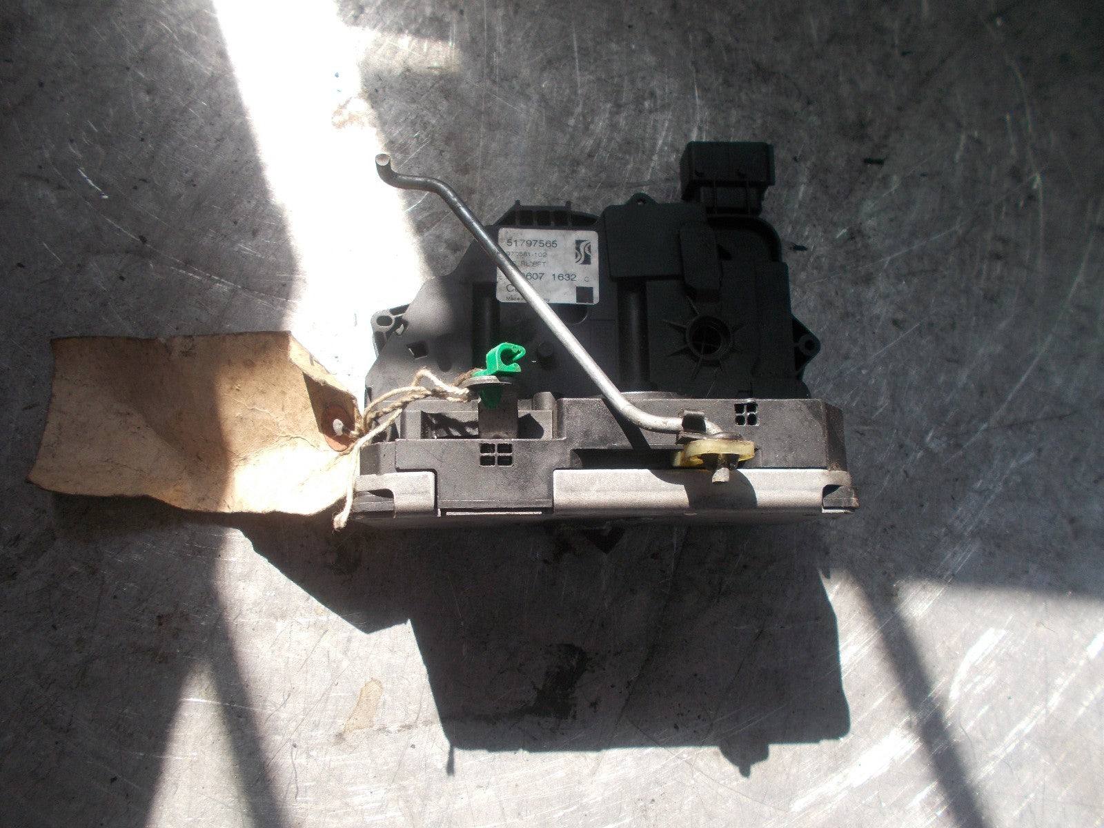FIAT GRANDE PUNTO 199 (MK3) 2015 NS PASSENGER SIDE FRONT DOOR LOCK 51797565