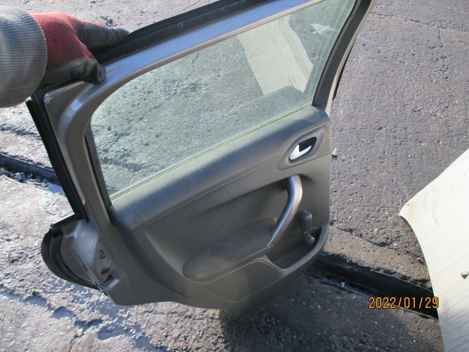 PEUGEOT 2008 MK1 2014 NSR PASSENGER SIDE REAR COMPLETE DOOR