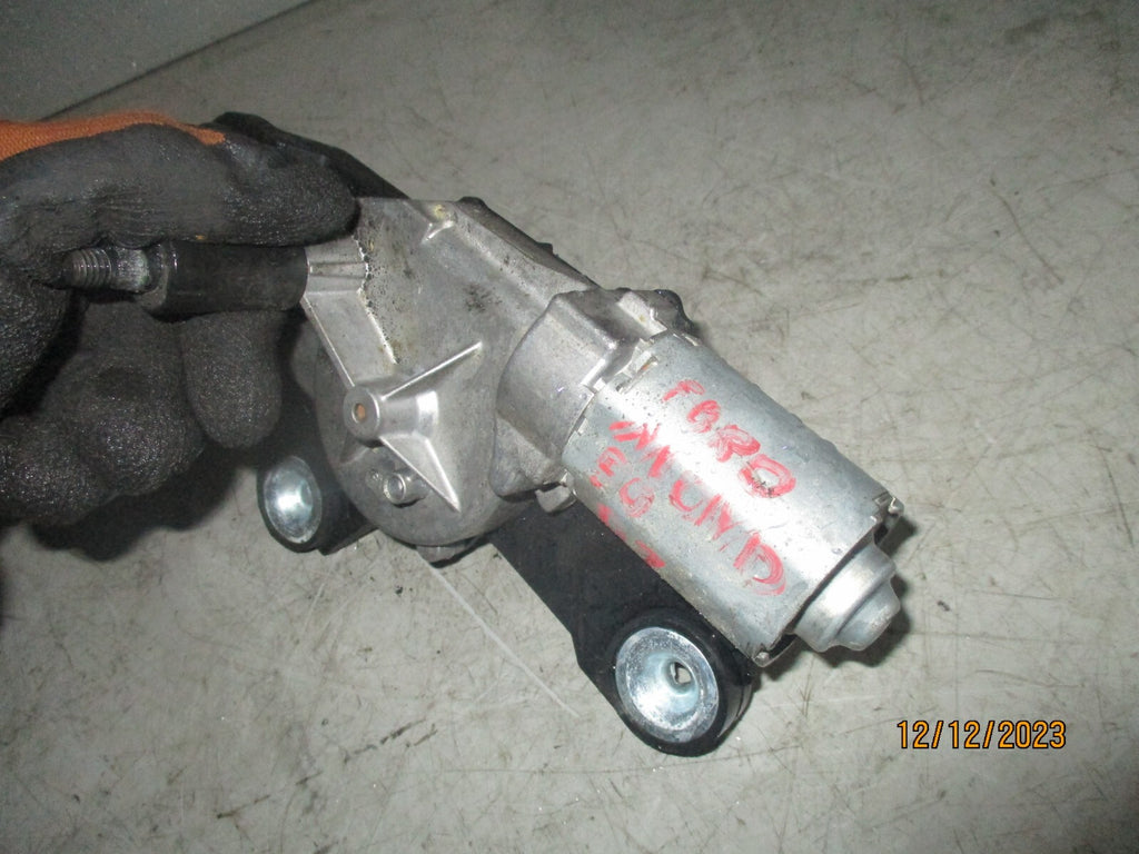 FORD MONDEO MK4 2010 REAR WINDSCREEN WIPER MOTOR 7S71A17K441AA