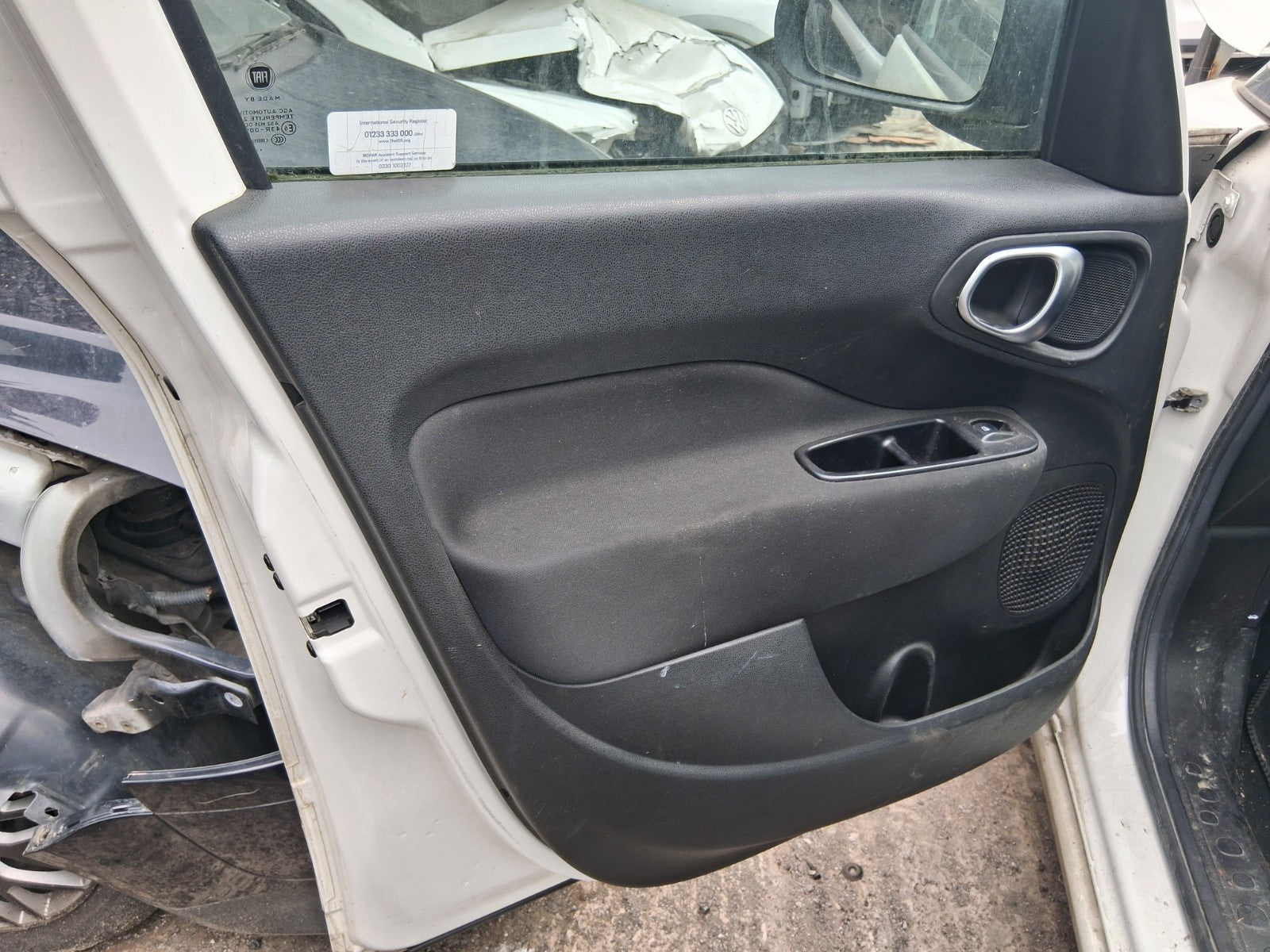 2019 FIAT 500L URBAN HATCH NSF PASSENGER SIDE FRONT DOOR CARD PANEL