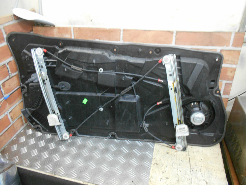 FORD FIESTA MK7 2010 3 DOOR OS DRIVER SIDE ELECTRIC REGULATOR MOTOR 8A61B23200CK