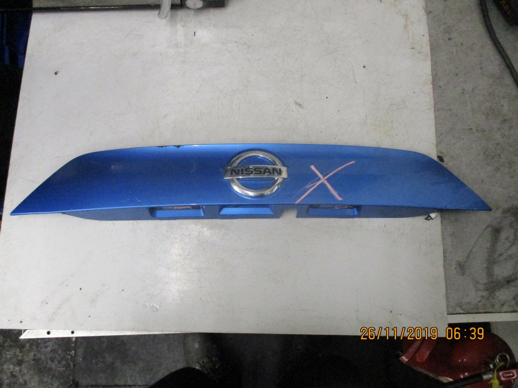 NISSAN QASHQAI J11 2018 REAR BOOT AILGATE PLINTH TRIM PANEL MICRO SWITCH BLUE