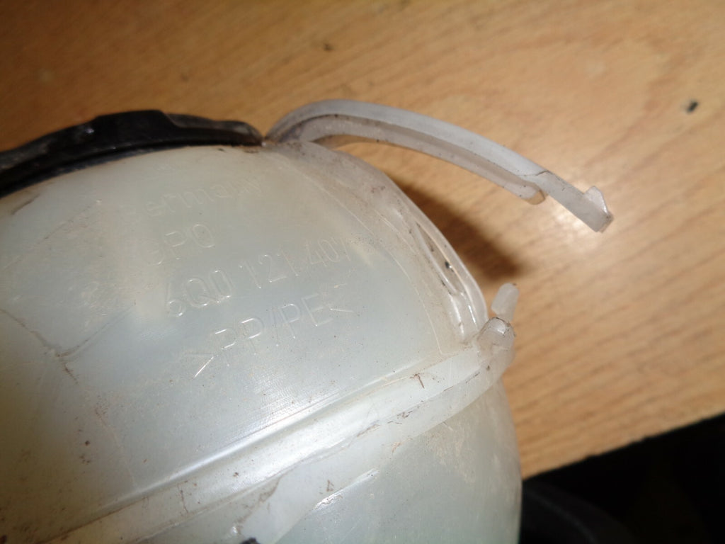 SKODA FABIA 2018 MK3 NJ WATER COOLANT EXPANSION  TANK RESERVOIR 6Q0121407B