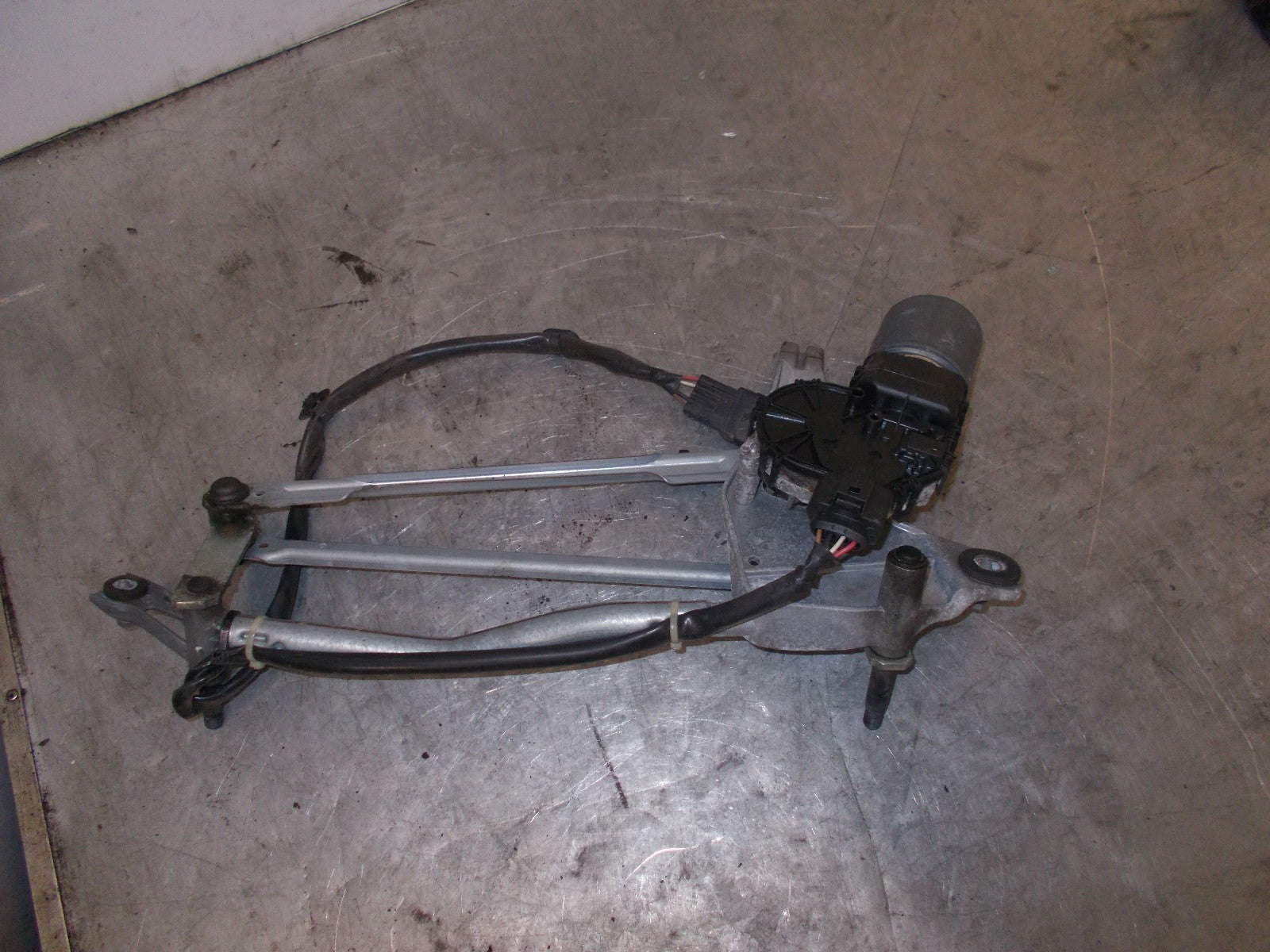 PEUGEOT 207 2006 FRONT WINDSCREEN WIPER MOTOR LINKAGE 3397020745