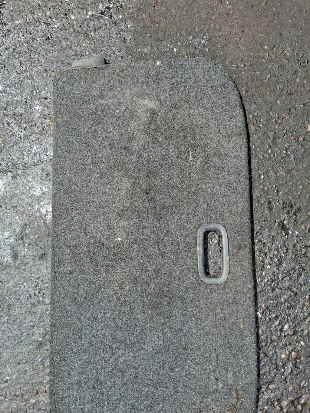 2014 VW VOLKSWAGEN UP CITIGO HARD BOOT FLOOR LINER 1S0858855E