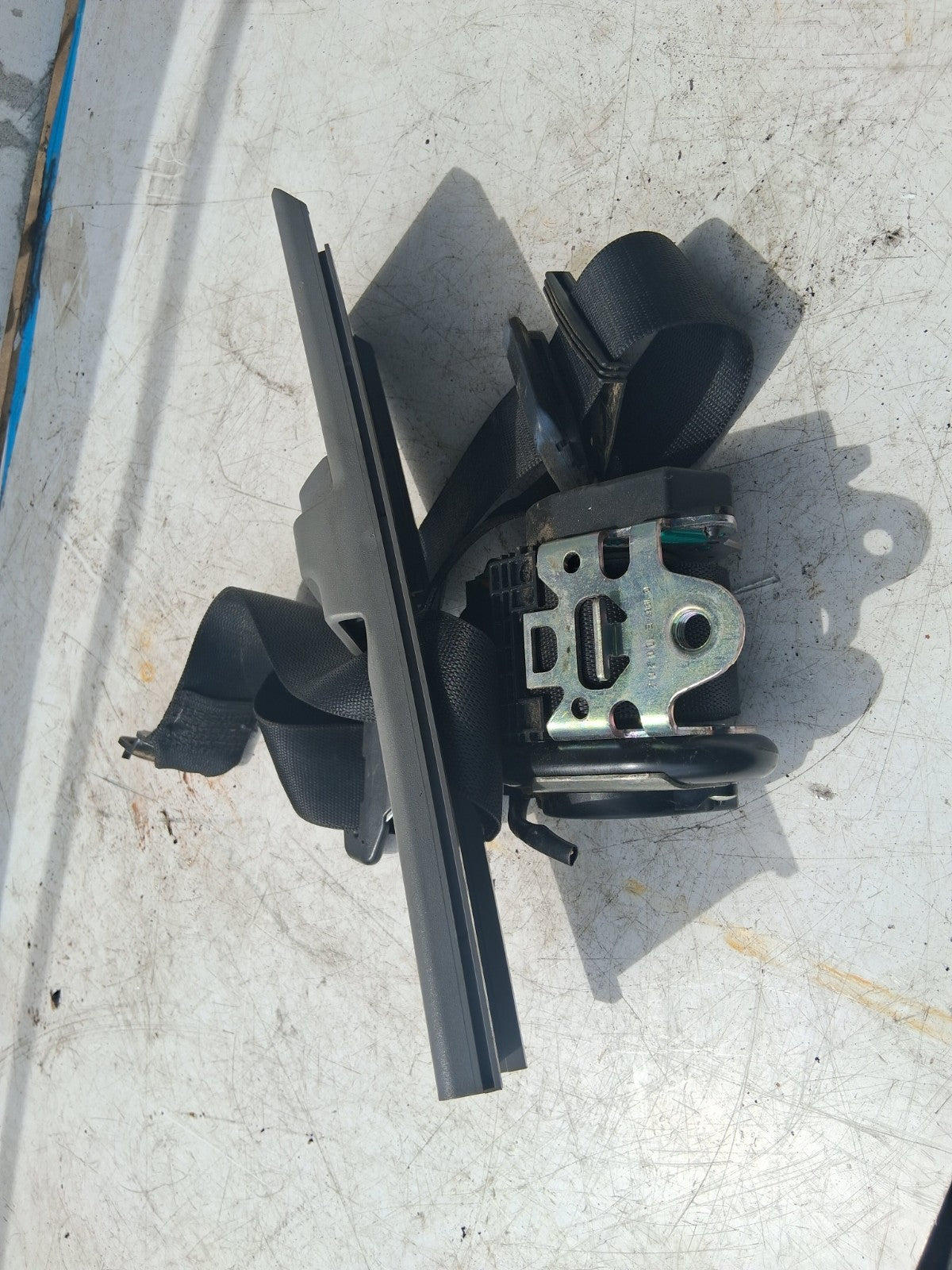 2010 MERCEDES BENZ SPRINTER W906 OSF DRIVER SIDE FRONT RIGHT SEAT BELT