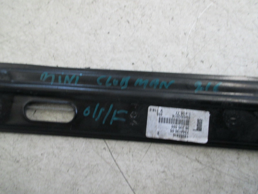 MINI CLUBMAN 2016 F54 OSF FRONT DRIVER SIDE WINDOW REGULATOR MOTOR 7344130