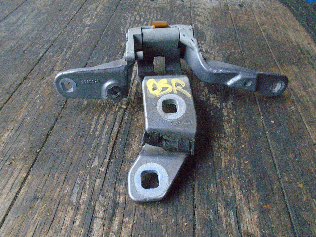 BMW 5 SERIES GT F07 2016 OSR DRIVER SIDE REAR TAILGATE HINGE 7200534