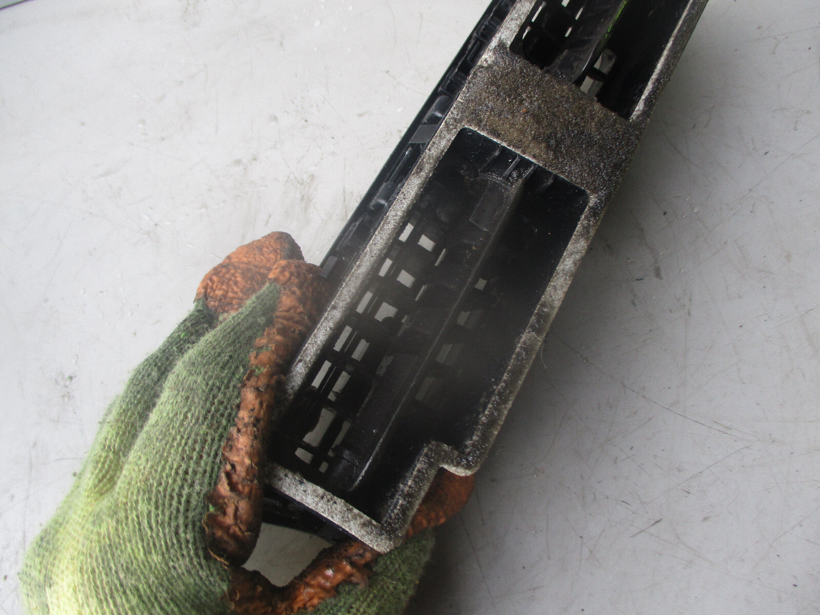 AUDI A4 B8 2013 DASHBOARD CENTRE AIR VENT 8T2820951D