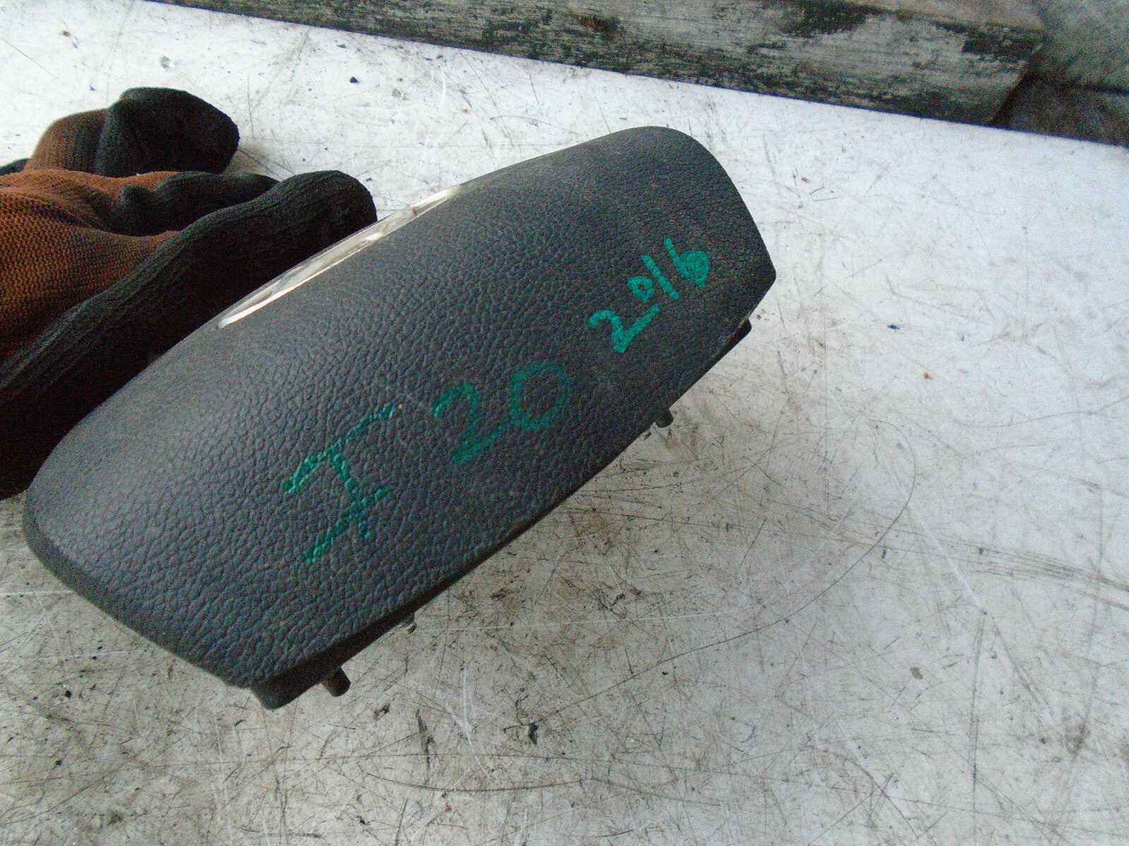 HYUNDAI I20 MK1 DRIVER SIDE STERRING SAFETY BAG 569001J5009P