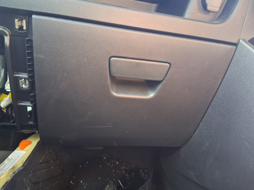 2025 RENAULT MASTER MK4 NSF PASSENGER FRONT STORAGE COMPARTMENT GLOVEBOX