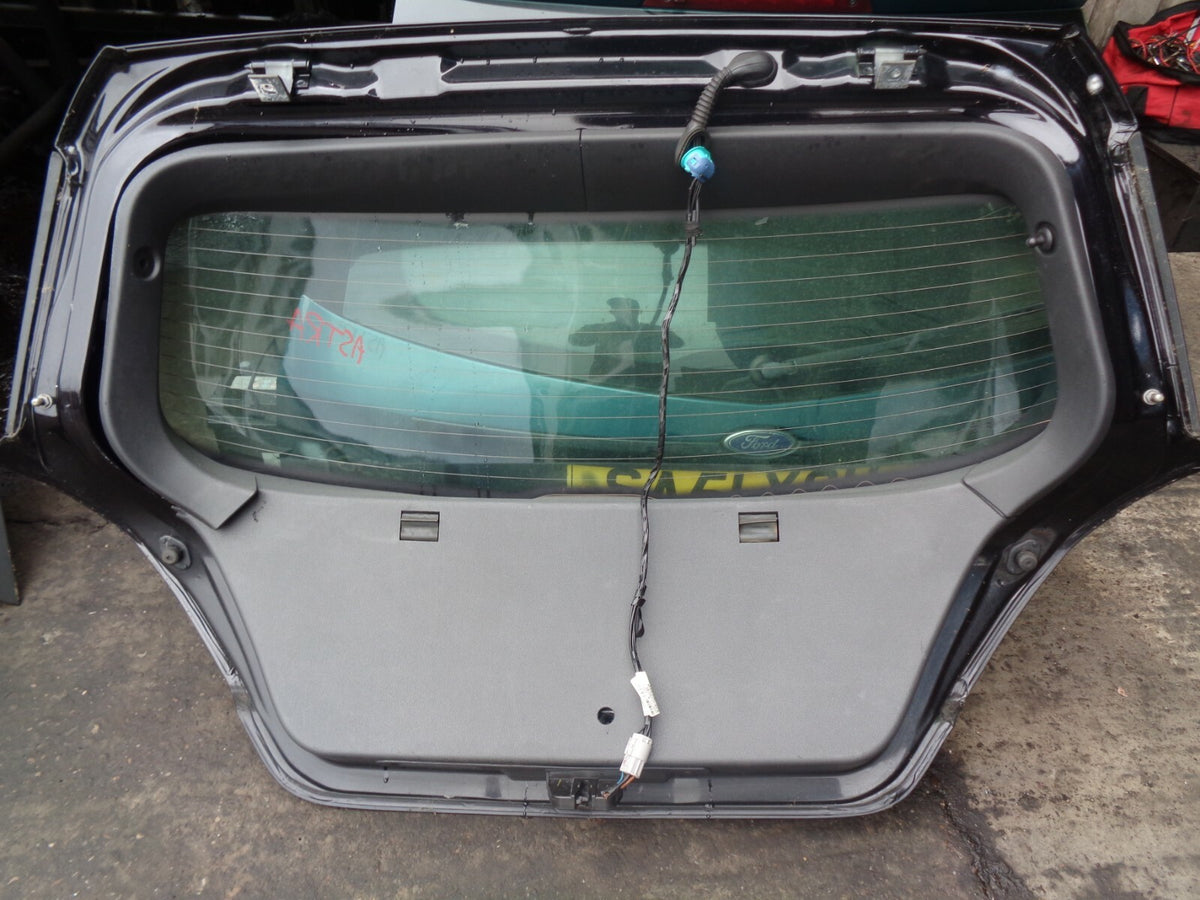 VAUXHALL ASTRA H MK5 2005 HATCHBACK COMPLETE TAILGATE BOOT LID BLACK