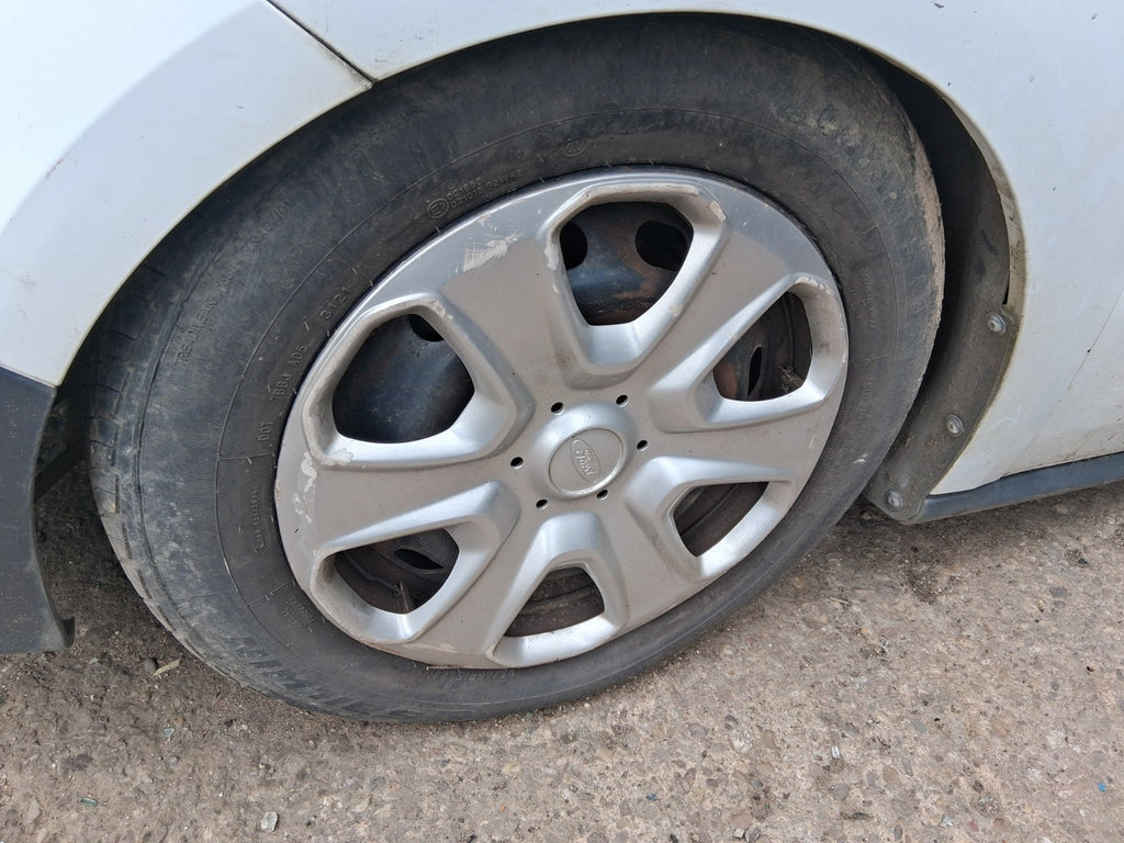 2015 FORD TRANSIT COURIER MK1 15 INCH STEEL WHEEL WITH TYRE 195/60R15