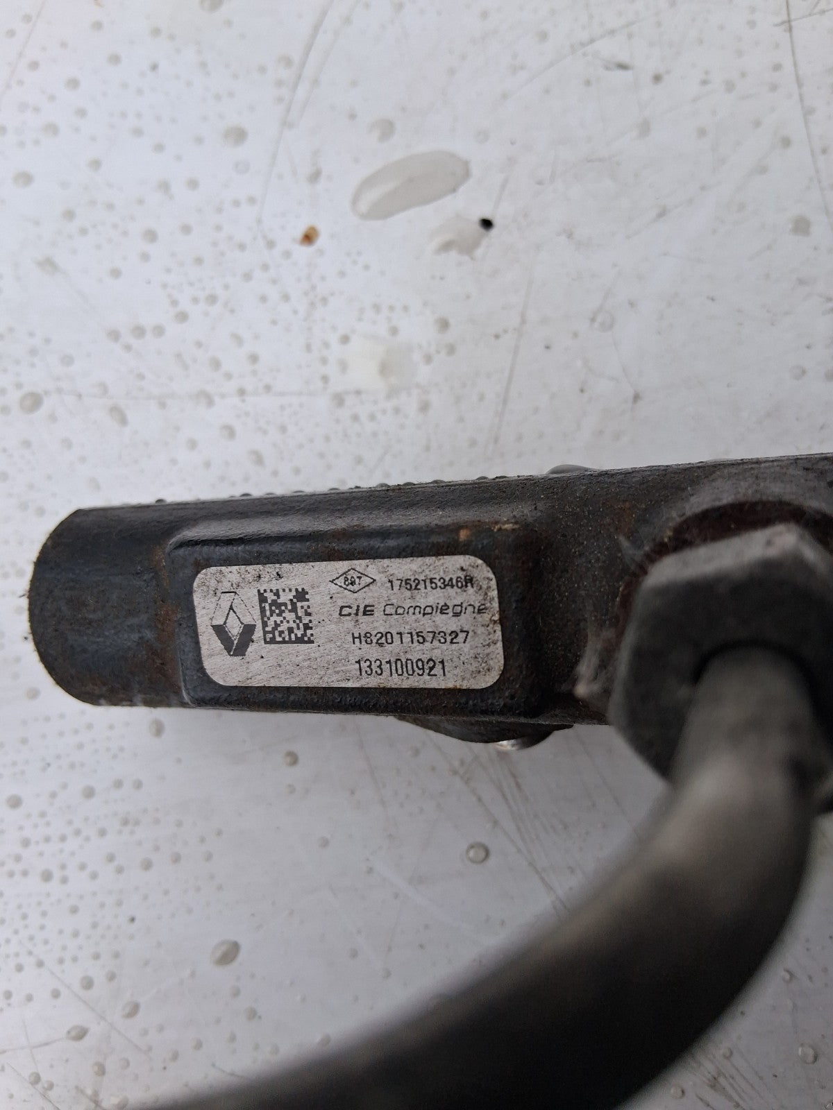 2014 NISSAN JUKE FUEL INJECTOR RAIL 175215346R