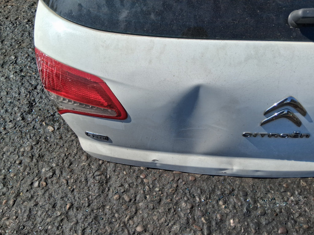 2013 CITROEN C4 MK2 COMPLETE REAR TAILGATE BOOTLID WHITE