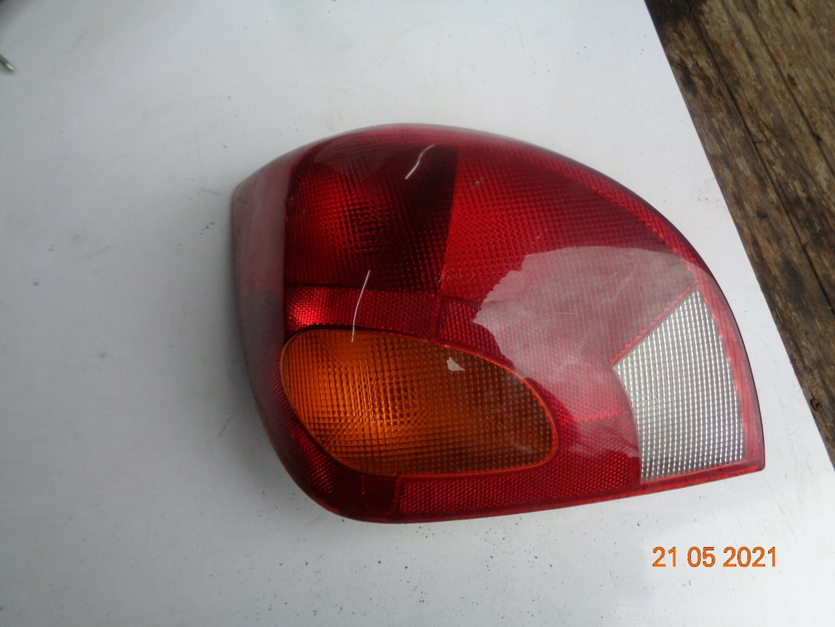 FORD FIESTA MK4 3 DOOR 2002 NSR PASSENGER SIDE REAR BACK BRAKE TAIL LIGHT