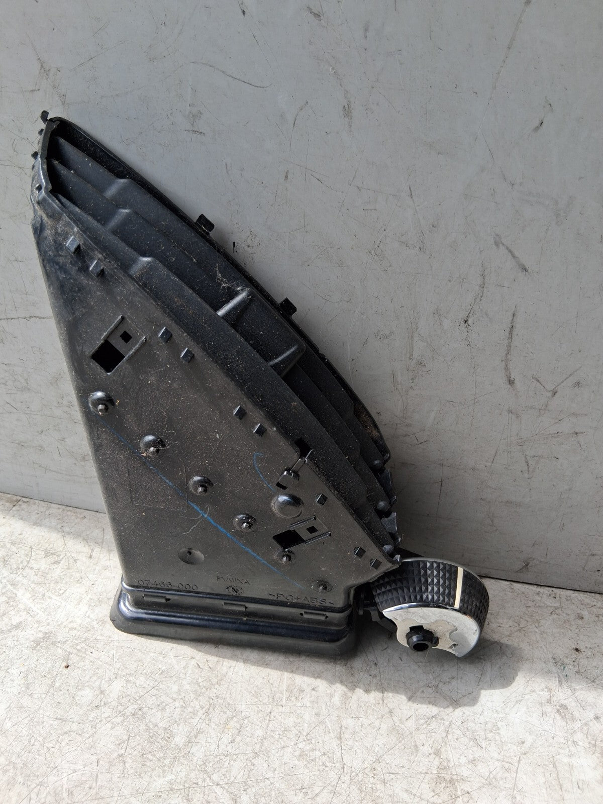 2013 FORD KUGA MK2 OSF DRIVER SIDE FRONT RIGHT DASHBOARD AIRVENT 07466000
