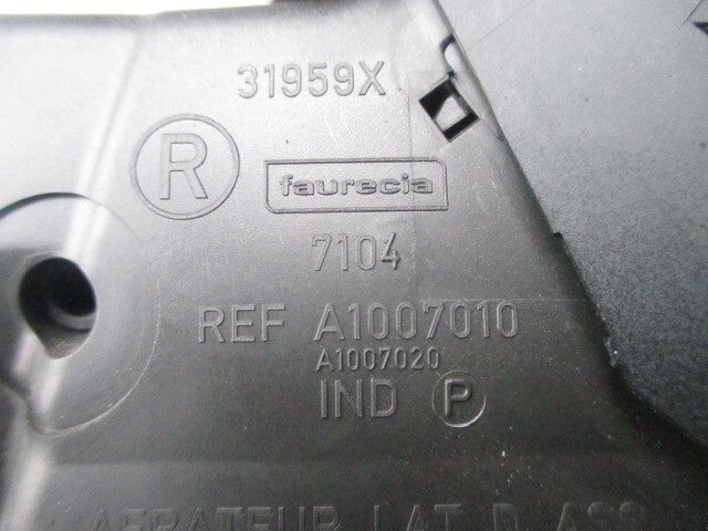 2009 RENAULT MEGANE MK2 OSF DRIVER SIDE DASH AIR-VENT A1007010