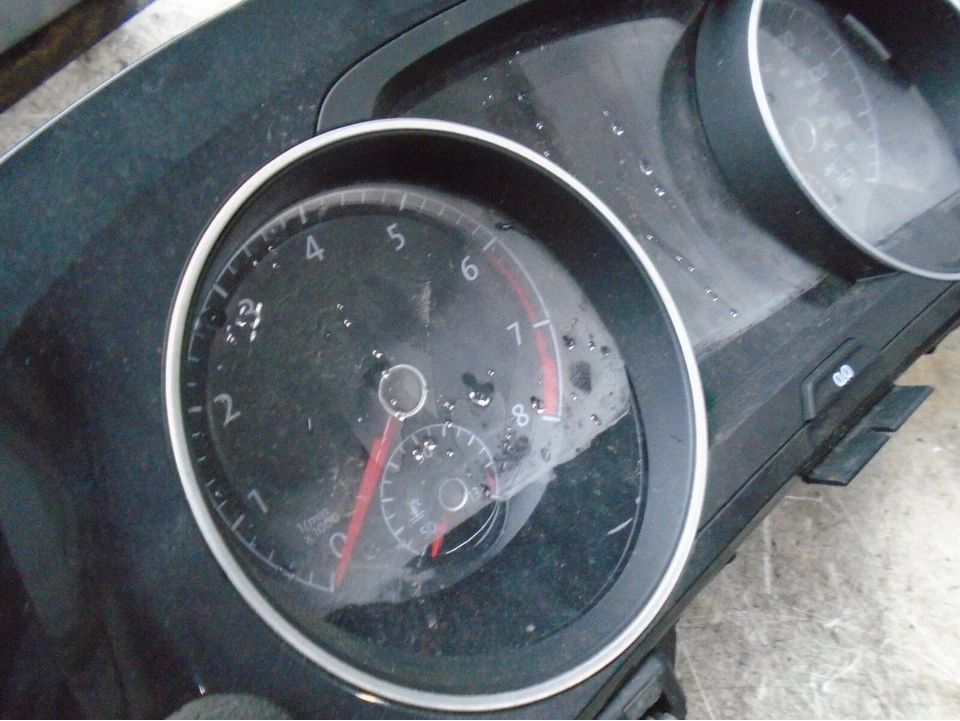 VW VOLKWAGEN GOLF 2018 SPEEDO CLOCKS INSTRUMENT CLUSTER 5G1920940D