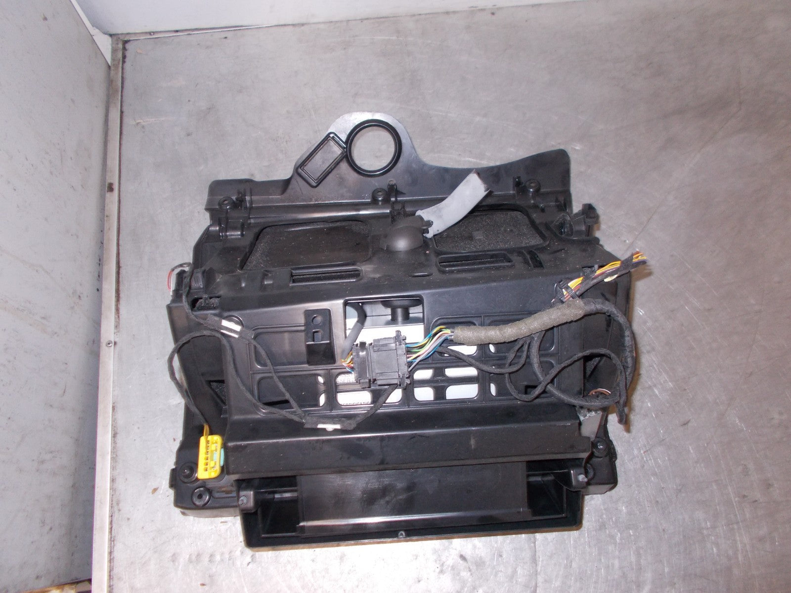 VW VOLKSWAGEN PASSAT B6 2006 BLACK GLOVE BOX 302857114