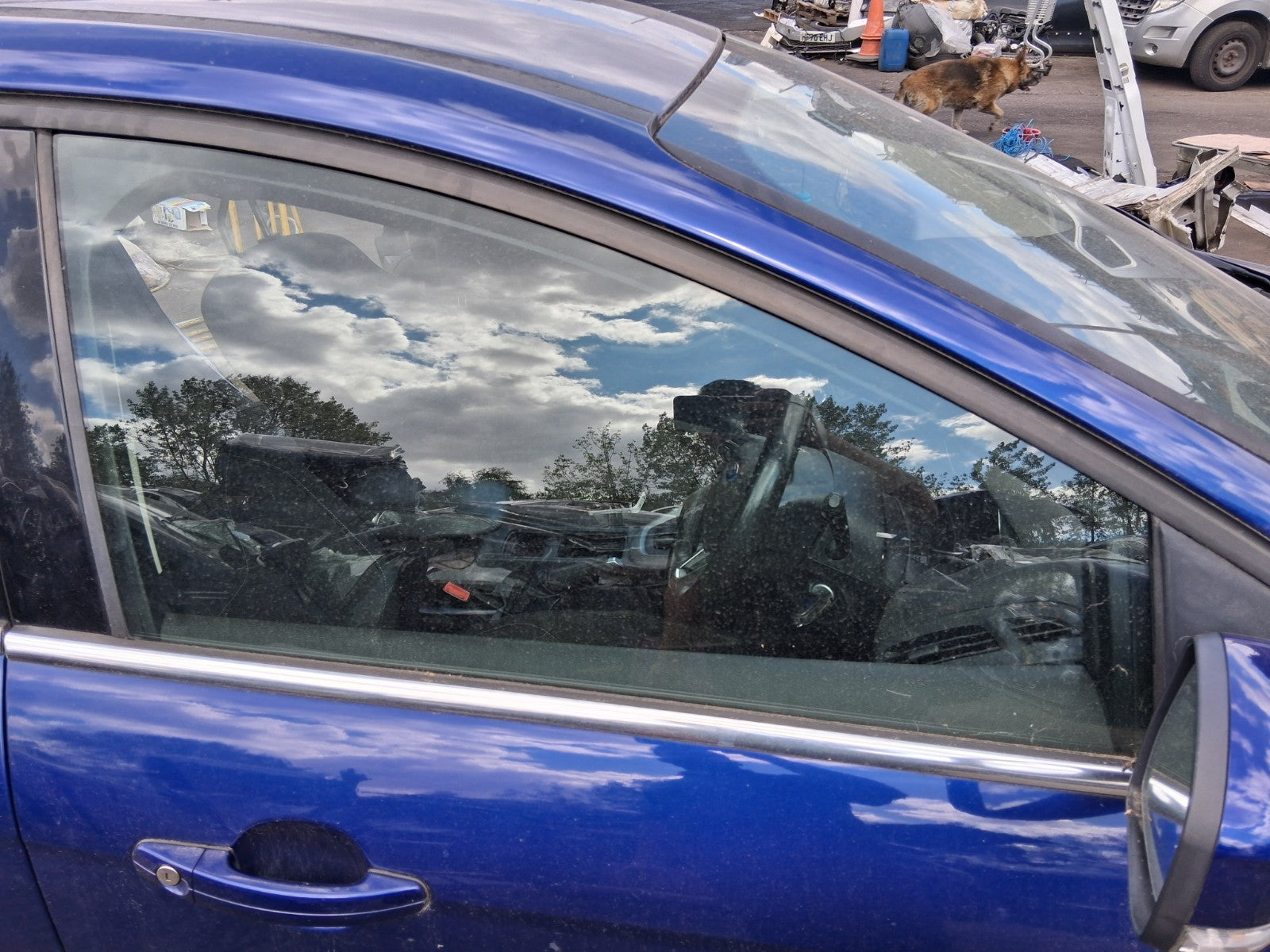 2015 FORD FOCUS MK3 HATCHBACK OSF DRIVER SIDE FRONT WINDOW GLASS
